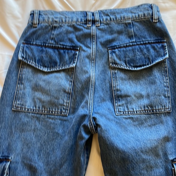 FRAME blue jeans cargo style open pockets like new! Wore 3 times. - Picture 7 of 12